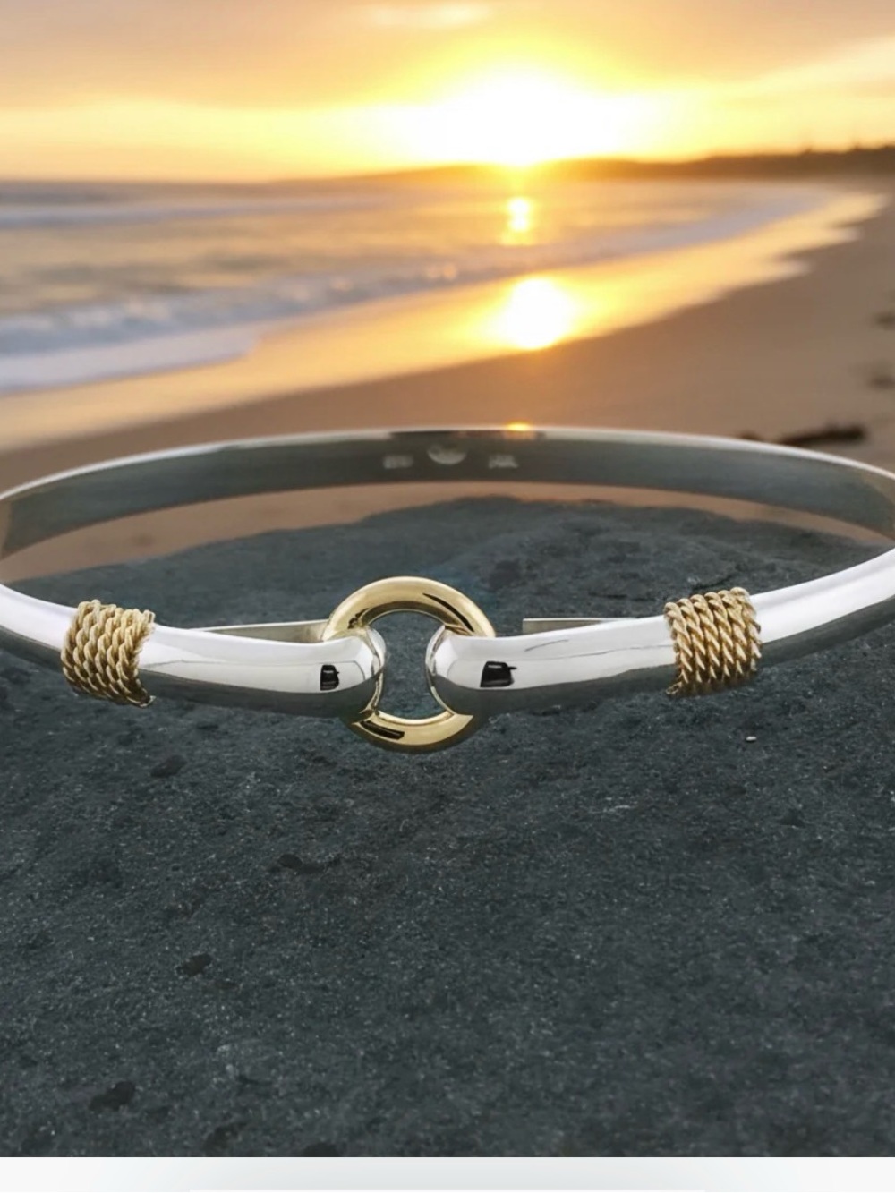 Cape Cod Jewelers Porthole Hook Bracelet - Size 7.5